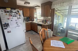 173 Lynn St, Van Buren, ME 04785 - Photo 16