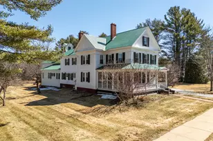 46 Broad St, Bethel, ME 04217 - Photo 2