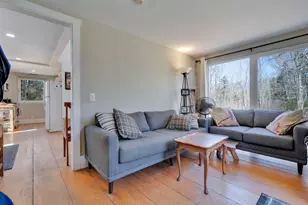 22 Walkers Ln, Kennebunkport, ME 04046 - Photo 10