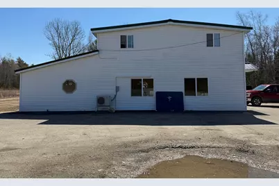 442 W Broadway, Lincoln, ME 04457 - Photo 2