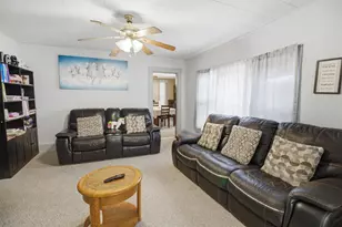 104 S Main St, Auburn, ME 04210 - Photo 16