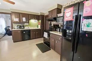 104 S Main St, Auburn, ME 04210 - Photo 8