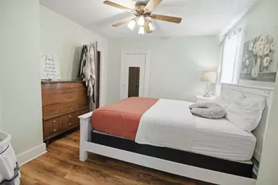 104 S Main Street, Auburn, ME 04210 - Photo 22
