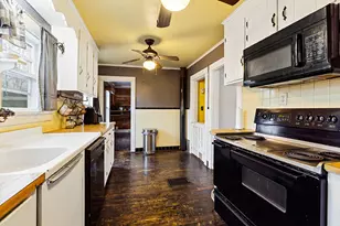 7 Donald St, Waterville, ME 04901 - Photo 4