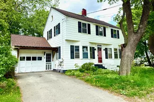 7 Donald St, Waterville, ME 04901 - Photo 2