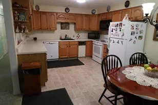 65 Smith St, Augusta, ME 04330 - Photo 14