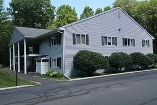 65 Smith St, Augusta, ME 04330 - Photo 2