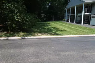 65 Smith St, Augusta, ME 04330 - Photo 4