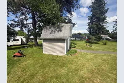 35 Leighton Avenue, Limestone, ME 04750 - Photo 6