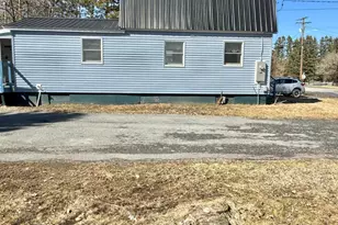 31 Delmont St, Presque Isle, ME 04769 - Photo 4