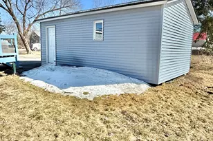 31 Delmont St, Presque Isle, ME 04769 - Photo 8