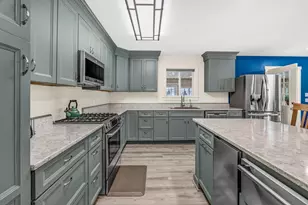 156 Congress St, Belfast, ME 04915 - Photo 4