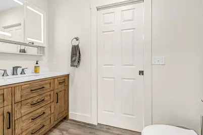 156 Congress Street, Belfast, ME 04915 - Photo 24