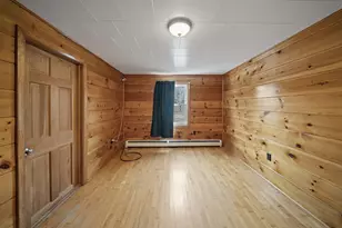 913 B Rd, Ludlow, ME 04730 - Photo 16