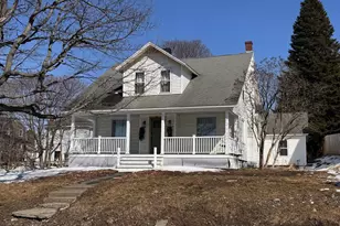 27 Dudley St, Presque Isle, ME 04769 - Photo 6