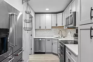 35 Mathews Ave, Waterville, ME 04901 - Photo 2