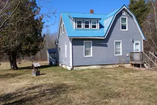 60 Penobscot Ave, Howland, ME 04448 - Photo 8