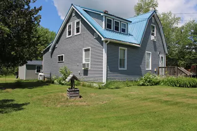 60 Penobscot Avenue, Howland, ME 04448 - Photo 4