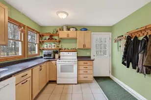 33 Old Ferry Rd, Wiscasset, ME 04578 - Photo 12
