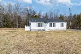 269 Summer St, Oakland, ME 04963 - Photo 8