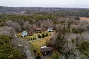 11 Warren Ln, Boothbay Harbor, ME 04538 - Photo 6