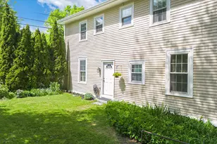 2 Warren St, Hallowell, ME 04347 - Photo 16
