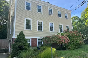 2 Warren St, Hallowell, ME 04347 - Photo 1
