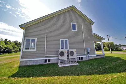 15 Lilac Lane, Houlton, ME 04730 - Photo 4