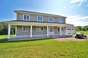 15 Lilac Ln, Houlton, ME 04730 - Photo 2