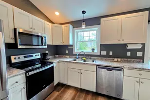 976 Park St, Paris, ME 04281 - Photo 16
