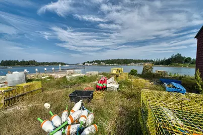 129 E Boston Road, Vinalhaven, ME 04863 - Photo 14