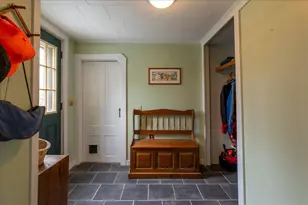90 Pearl St, Camden, ME 04843 - Photo 8