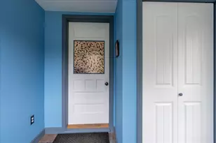 90 Pearl St, Camden, ME 04843 - Photo 34
