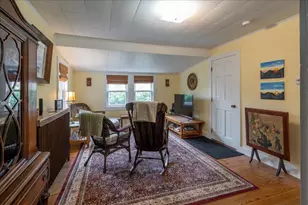 90 Pearl St, Camden, ME 04843 - Photo 16