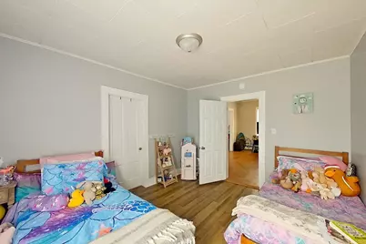 27 Vine Street, Livermore Falls, ME 04254 - Photo 18