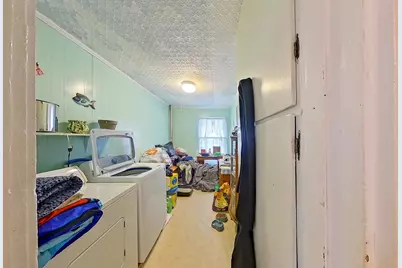 27 Vine Street, Livermore Falls, ME 04254 - Photo 4