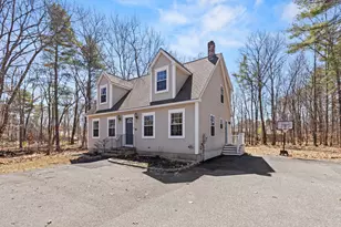 516 Falmouth Rd, Windham, ME 04062 - Photo 2