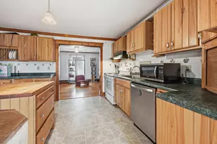 1254 Roosevelt Trail, Raymond, ME 04071 - Photo 12