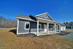 9 Lilac Ln, Houlton, ME 04730 - Photo 14