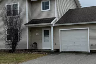 15 Forrestal Dr, Brunswick, ME 04011 - Photo 2