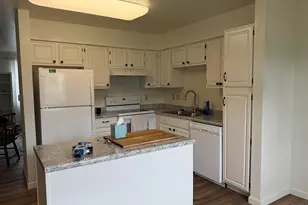 15 Forrestal Dr, Brunswick, ME 04011 - Photo 8