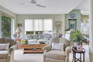 553 Main St, Wayne, ME 04284 - Photo 10