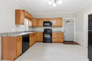 9 Harlow Hill Rd, Mexico, ME 04257 - Photo 6