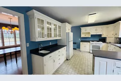 4 Dorcas Avenue, Caribou, ME 04736 - Photo 4