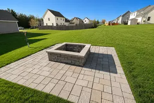 50 Rolling Meadow Dr, Bangor, ME 04401 - Photo 32