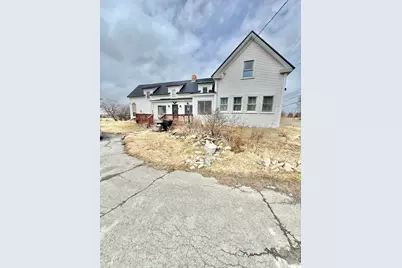808 Madawaska Road, Caribou, ME 04736 - Photo 18