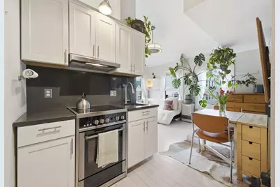22 Pine Street #4, Portland, ME 04102 - Photo 4