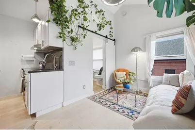 22 Pine Street #4, Portland, ME 04102 - Photo 8