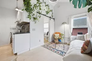 22 Pine St, Portland, ME 04102 - Photo 8