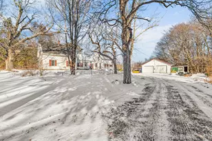 109 Waldoboro Rd, Friendship, ME 04547 - Photo 2